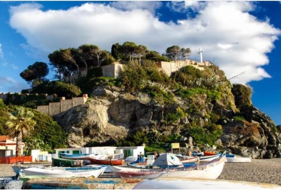Apartamento Con Encanto Y Preciosas Vistas Junto A La Playa Almunecar Luaran gambar